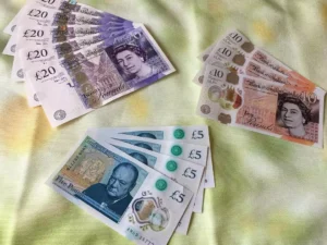 Buy UK Polymer Banknotes, Imagine having 10 pound note that doesn’t tear, fade, or get ruined in the wash. Sounds too good to be true, right? shop here now